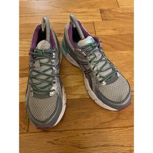 Asics Womens Athletic Running Shoes Size 8 Gray Purple Mesh Comfort Lightweight